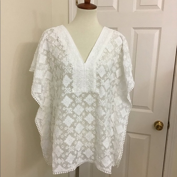 Ella Moon Tops - 🥂 Oversized Lace Trim Kimono Top